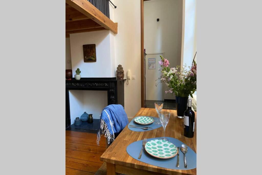 Duplex In Historical Centre With Private Courtyard Appartement Antwerpen Buitenkant foto