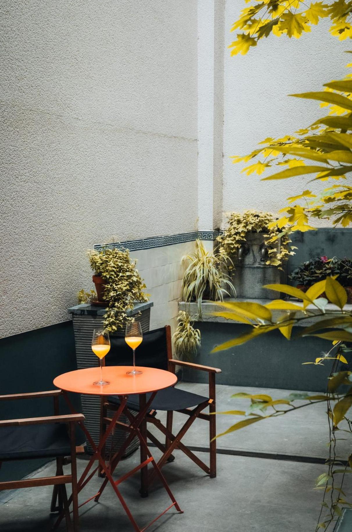 Duplex In Historical Centre With Private Courtyard Appartement Antwerpen Buitenkant foto